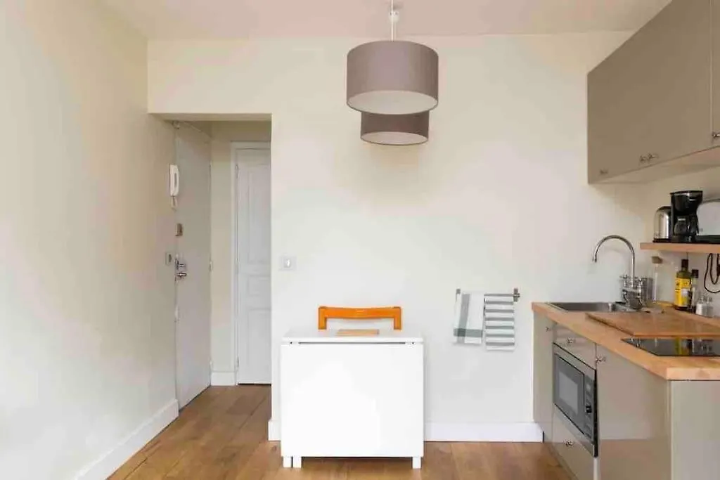Cozy Apartment Near Champs Elysees Paris 0*,